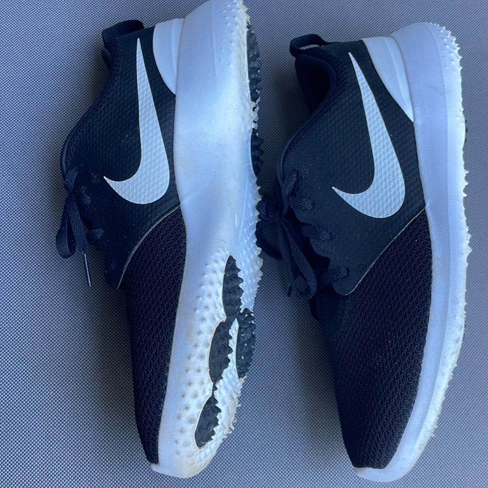 Nike Golf shoes sneakers cleats really nice condition! - Picture 3 of 9